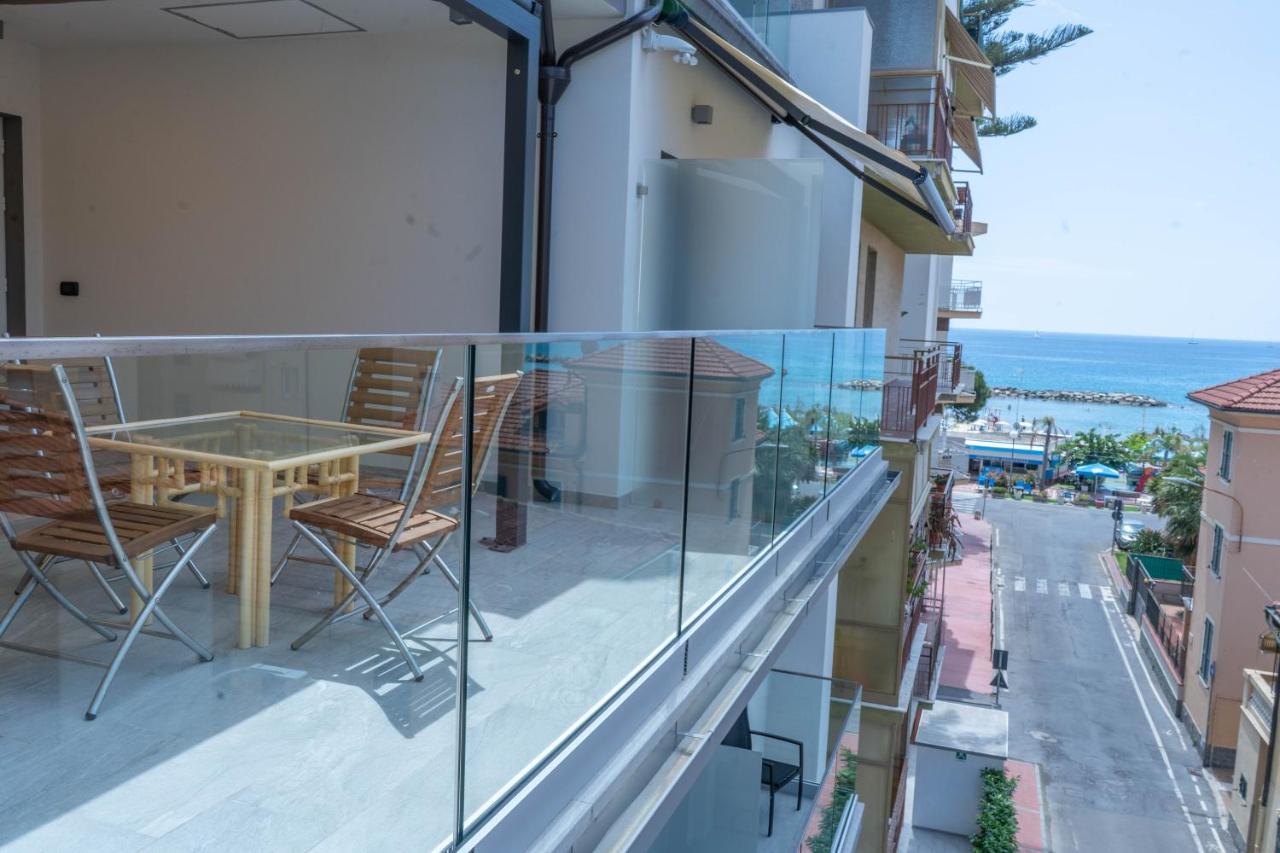 Hotel Graziella Arma di Taggia Exterior photo